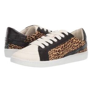 Women’s DOLCE VITA Nino leopard calf hair sneakers- Size 8